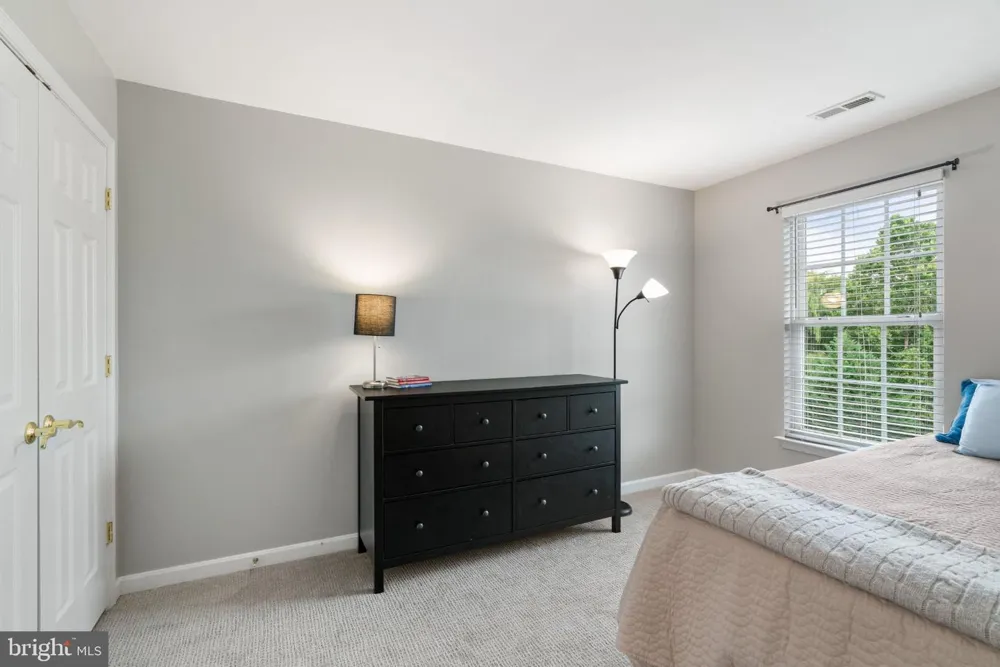 21757 LADYSLIPPER SQUARE Ashburn, VA 20147