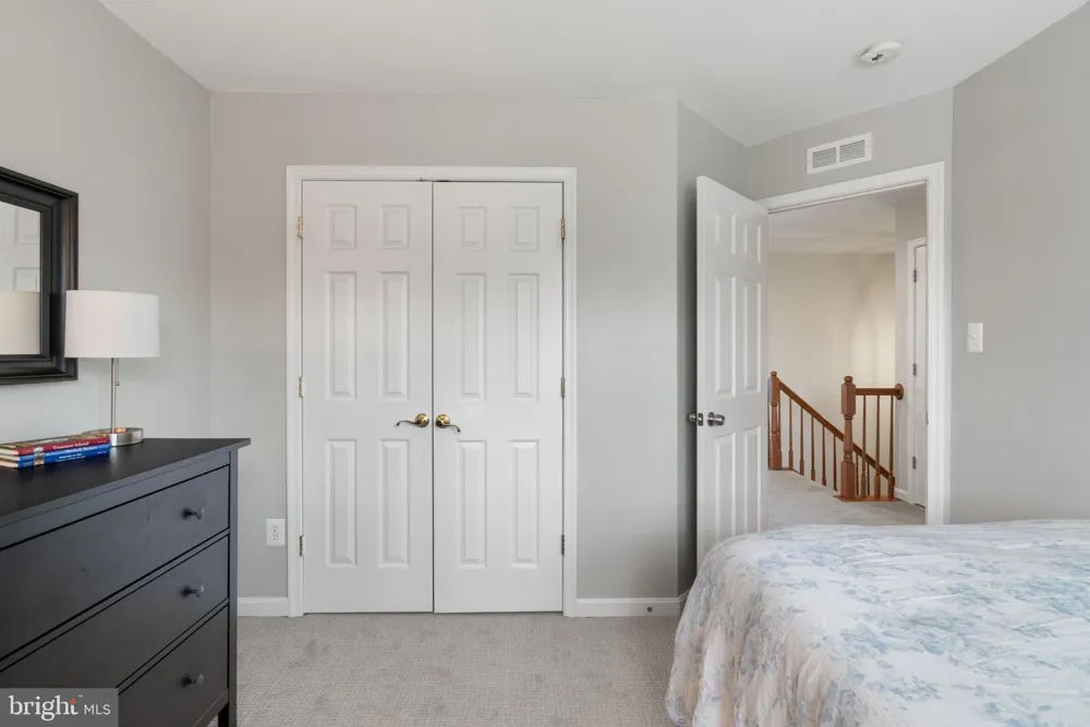 21757 LADYSLIPPER SQUARE Ashburn, VA 20147
