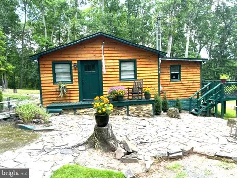 141 MATTHEWS LOOP