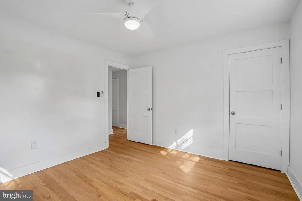 10316 MONROE COURT Fairfax, VA 22030