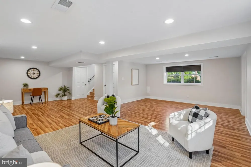 10316 MONROE COURT Fairfax, VA 22030
