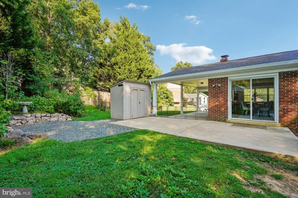 10316 MONROE COURT Fairfax, VA 22030