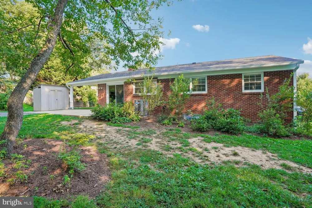 10316 MONROE COURT Fairfax, VA 22030