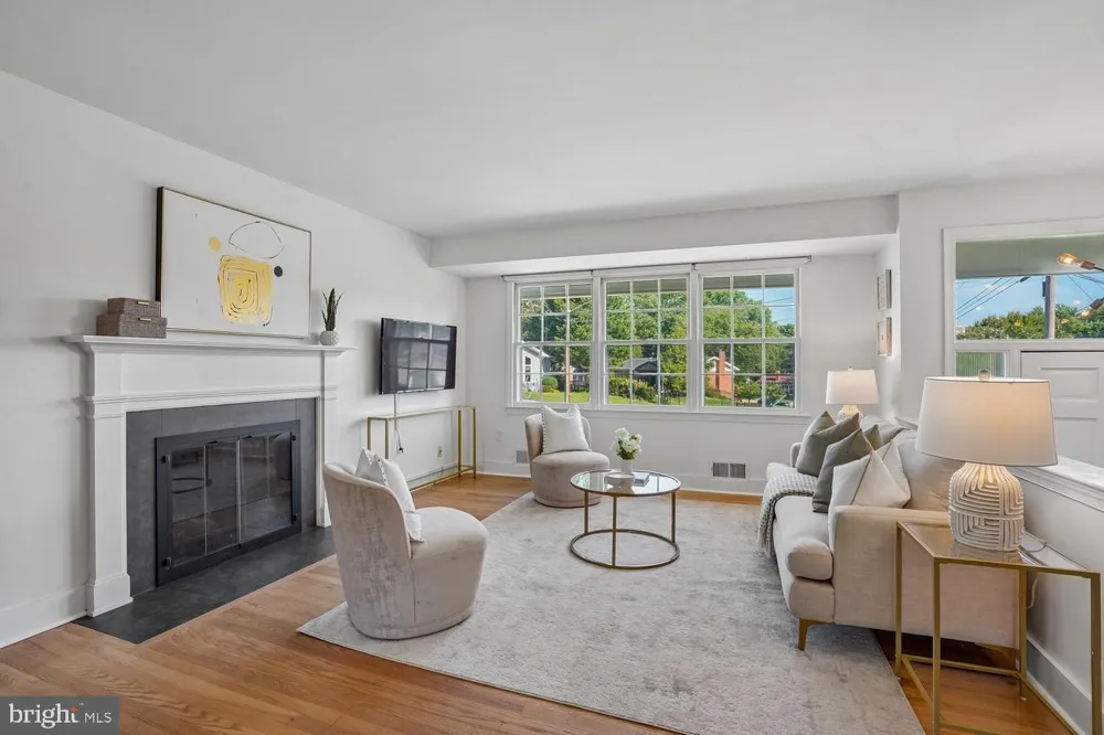 10316 MONROE COURT Fairfax, VA 22030