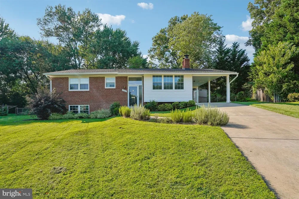 10316 MONROE COURT Fairfax, VA 22030