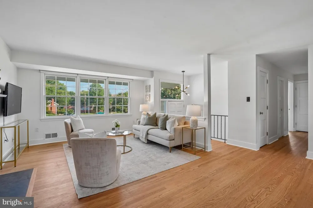 10316 MONROE COURT Fairfax, VA 22030