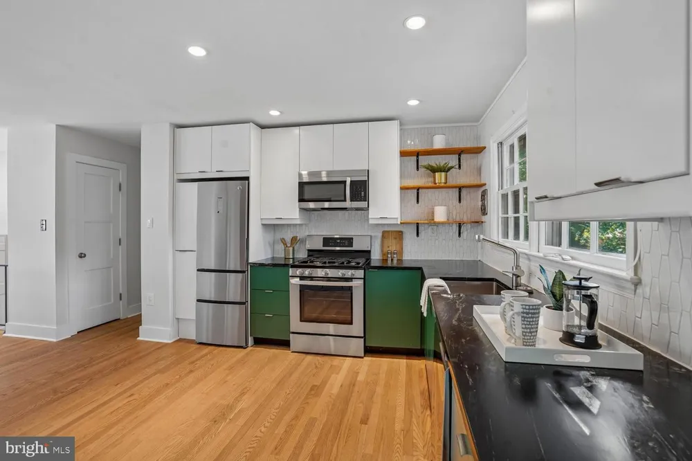 10316 MONROE COURT Fairfax, VA 22030
