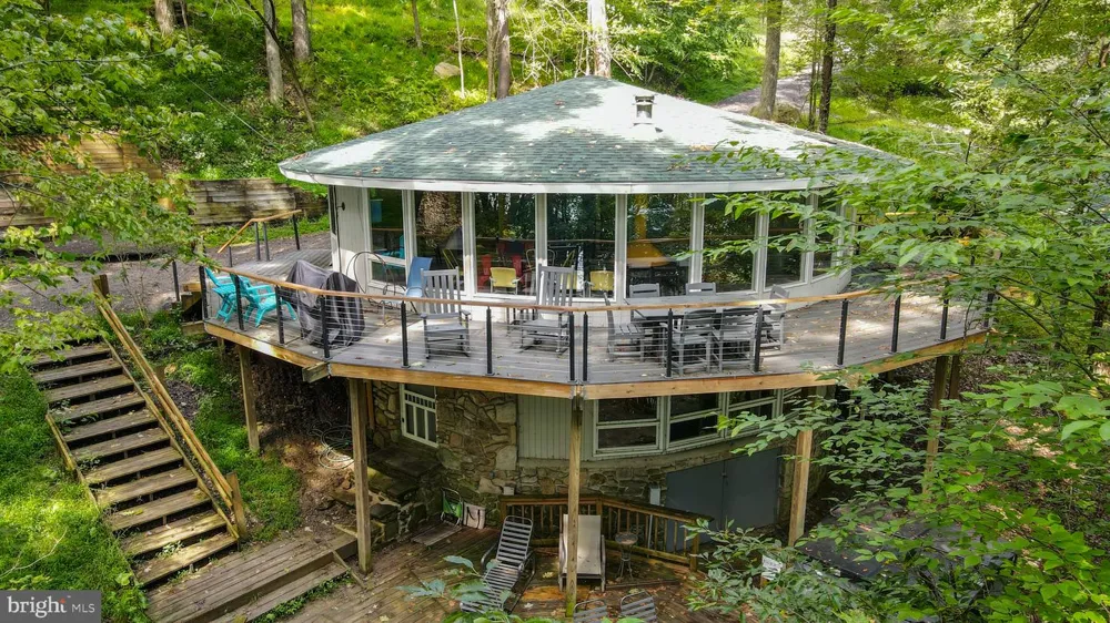 2849 SHINGLE CAMP ROAD Oakland, MD 21550