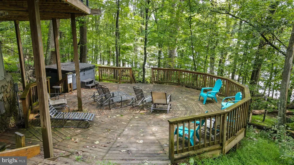 2849 SHINGLE CAMP ROAD Oakland, MD 21550