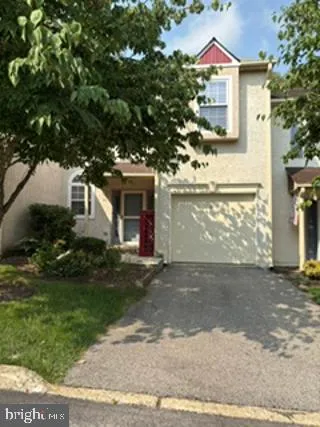 31 VIBURNUM COURT