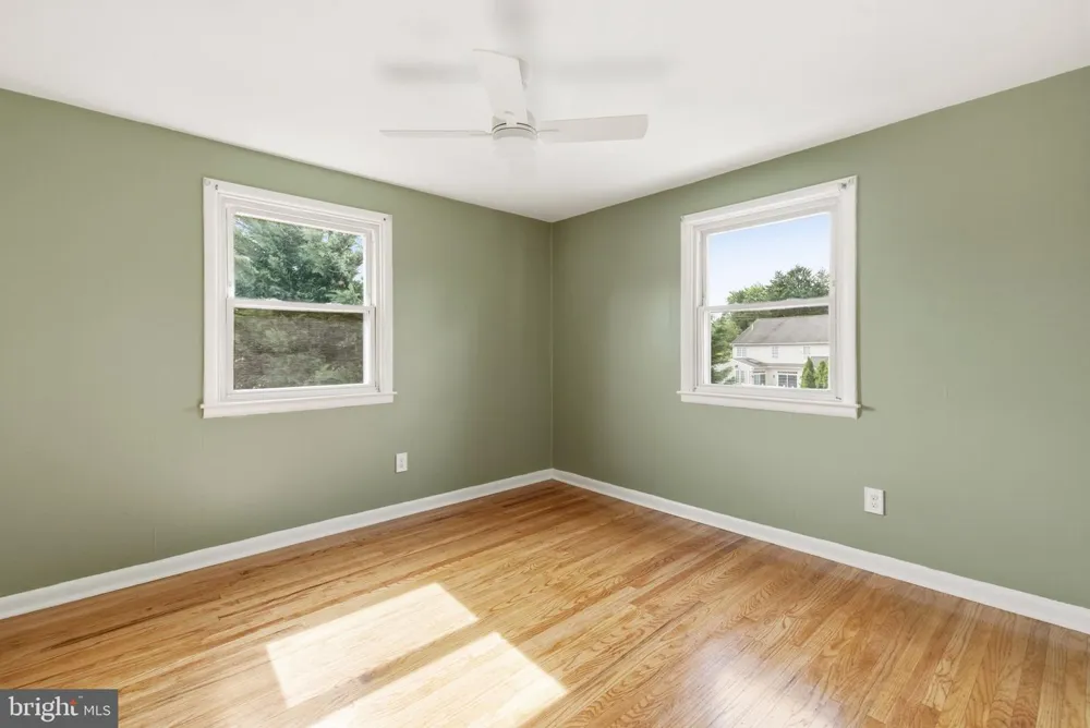 243 CRESTVIEW ROAD Hatboro, PA 19040