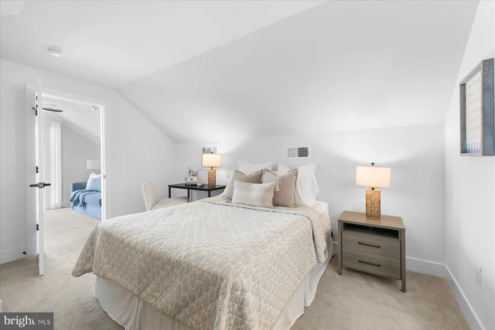 39546 ADMIRAL ROAD North Bethany, DE 19930