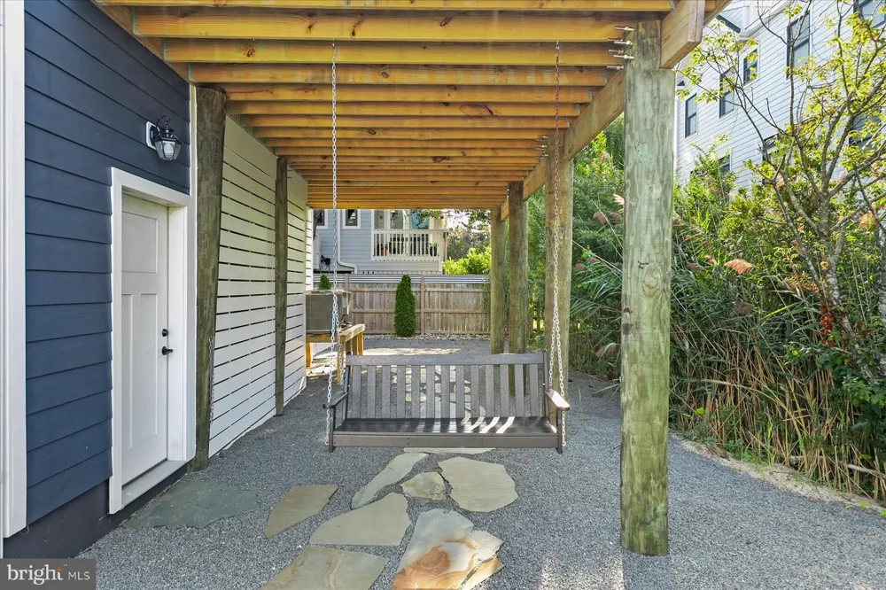 39546 ADMIRAL ROAD North Bethany, DE 19930