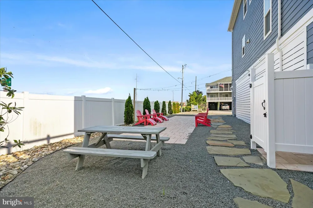 39546 ADMIRAL ROAD North Bethany, DE 19930