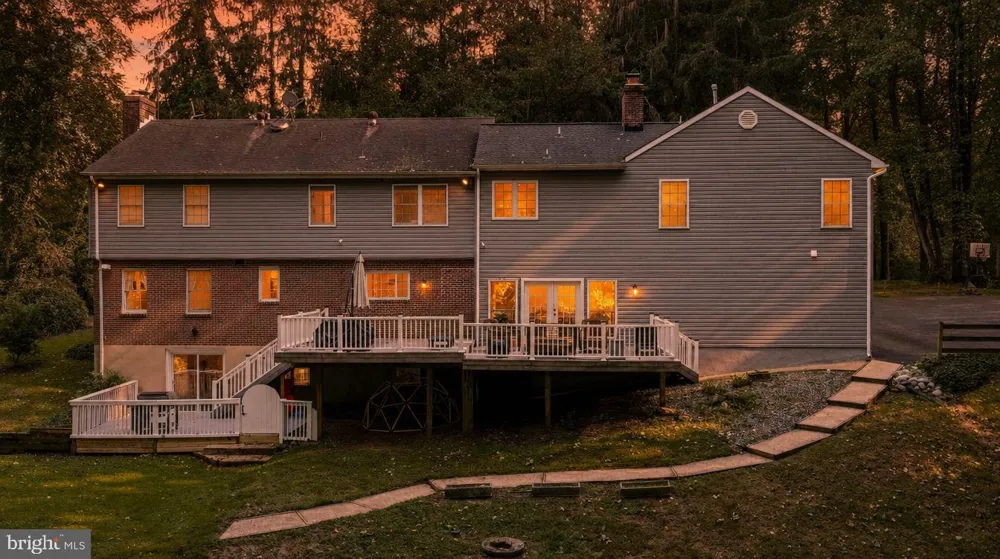 34 GLEN ALPINE ROAD Phoenix, MD 21131