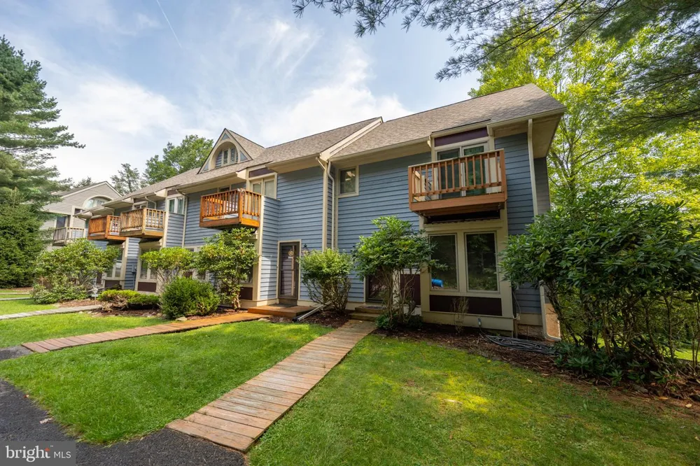 19 SLOPESIDE TERRACE #10E Mchenry, MD 21541