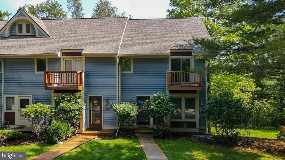 19 SLOPESIDE TERRACE #10E Mchenry, MD 21541