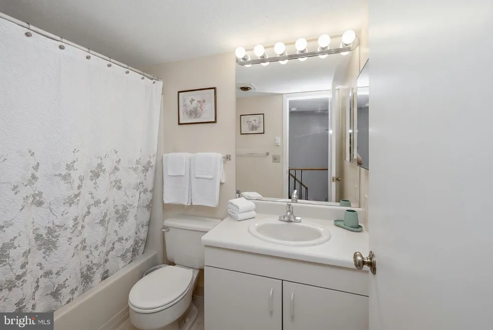 19 SLOPESIDE TERRACE #10E Mchenry, MD 21541