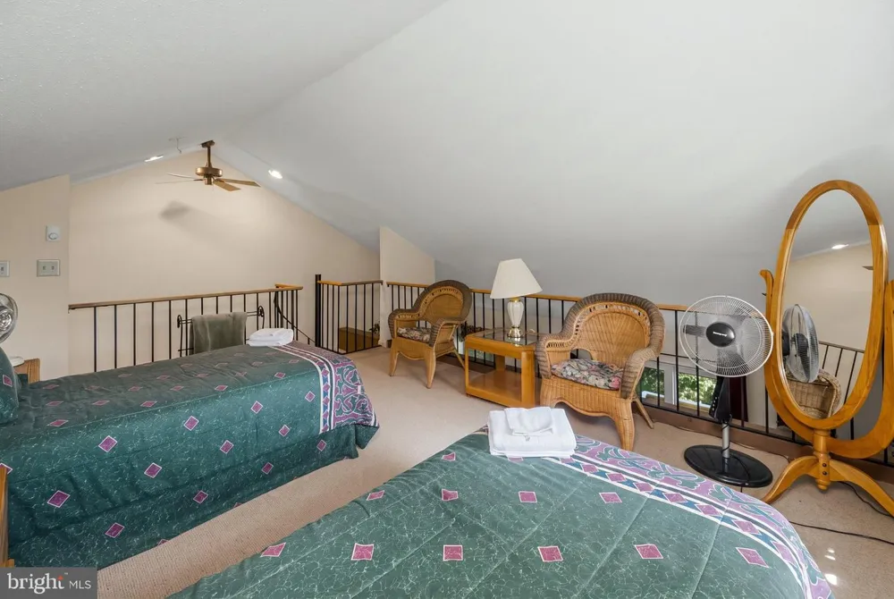 19 SLOPESIDE TERRACE #10E Mchenry, MD 21541