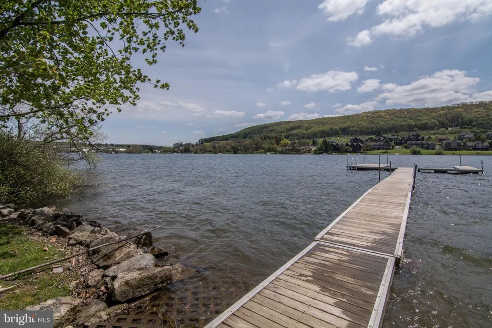 19 SLOPESIDE TERRACE #10E Mchenry, MD 21541