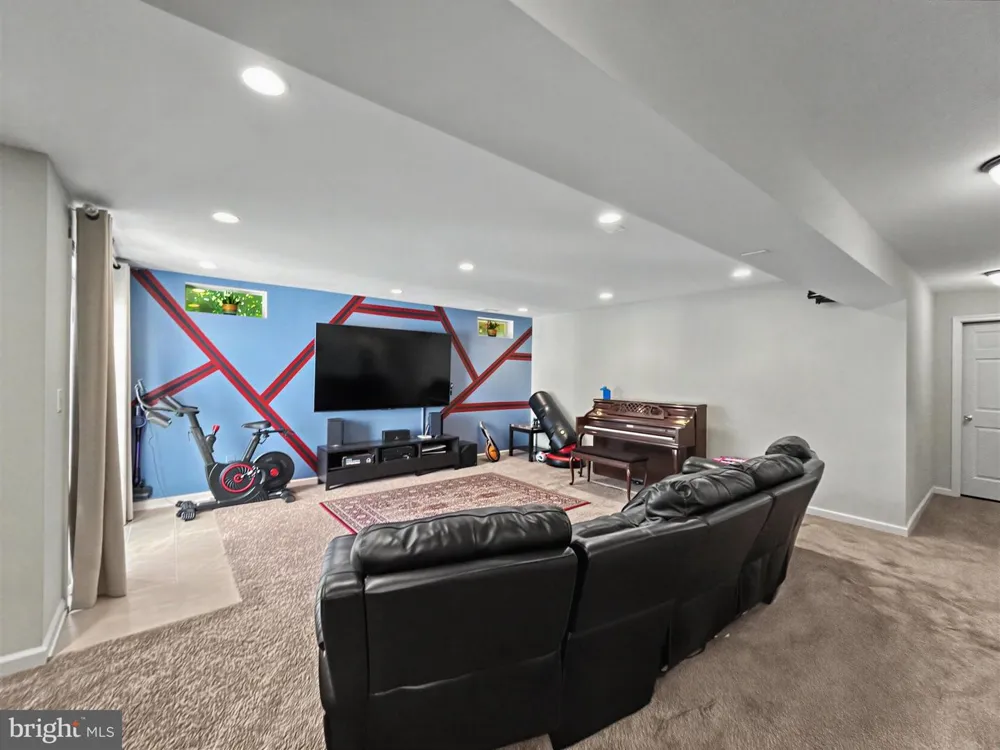 5522 VICTORY LOOP Manassas, VA 20112