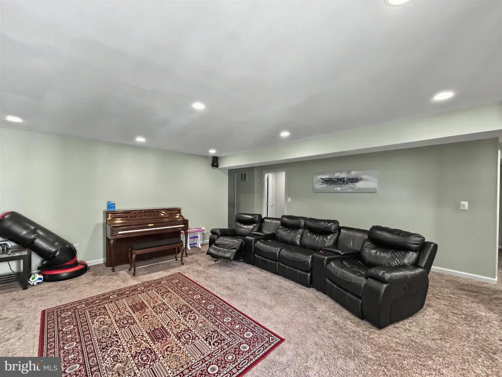 5522 VICTORY LOOP Manassas, VA 20112