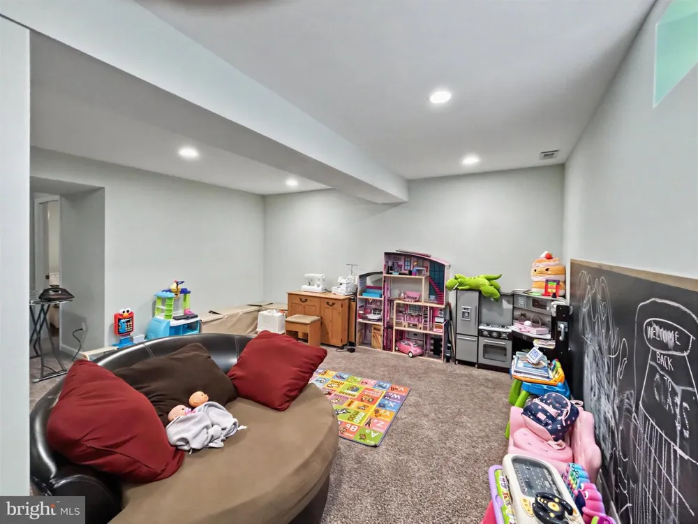 5522 VICTORY LOOP Manassas, VA 20112