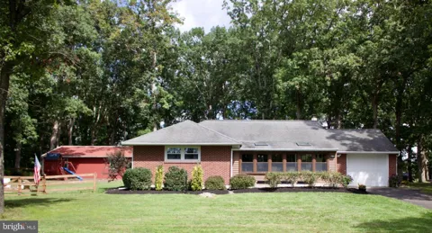 37 LITTLE ROAD