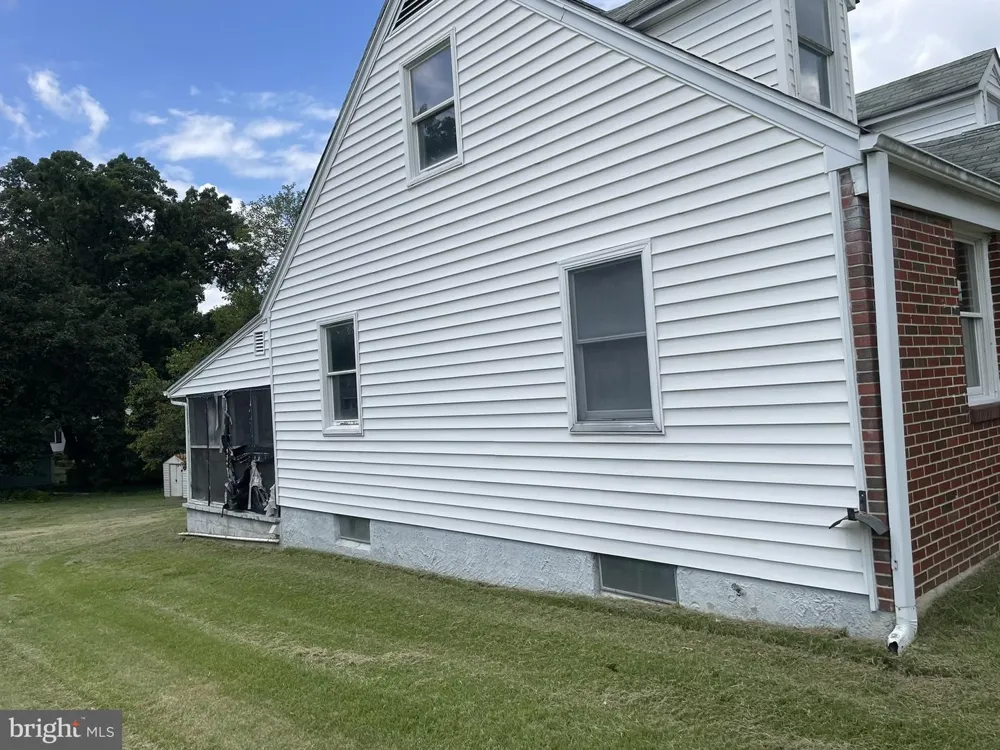 108 S LONGCROSS ROAD Linthicum Heights, MD 21090