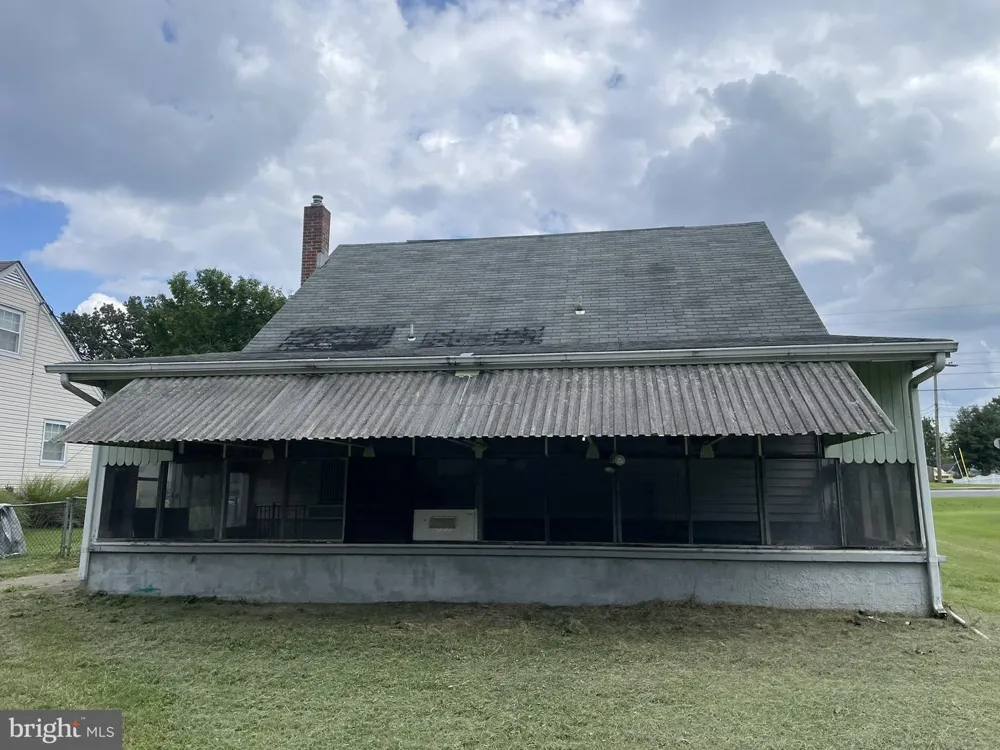 108 S LONGCROSS ROAD Linthicum Heights, MD 21090