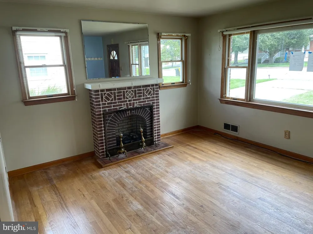 108 S LONGCROSS ROAD Linthicum Heights, MD 21090