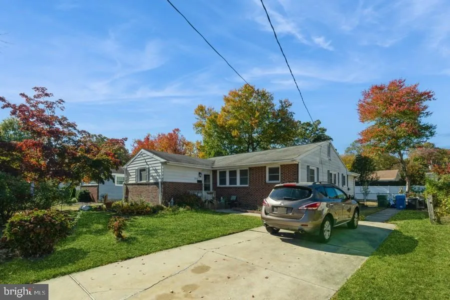 212 3RD AVENUE W Cherry Hill, NJ 08002