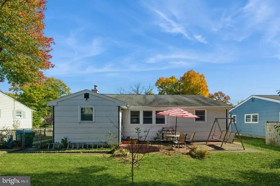 212 3RD AVENUE W Cherry Hill, NJ 08002