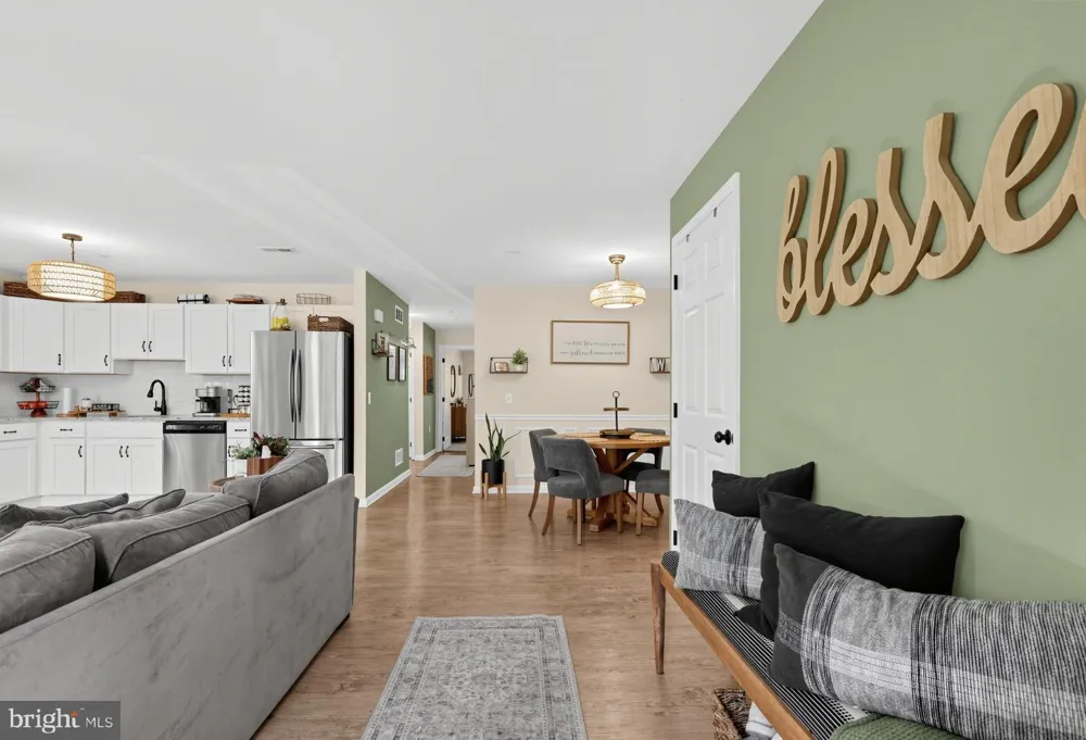 811 SUNFLOWER WAY Mantua, NJ 08051