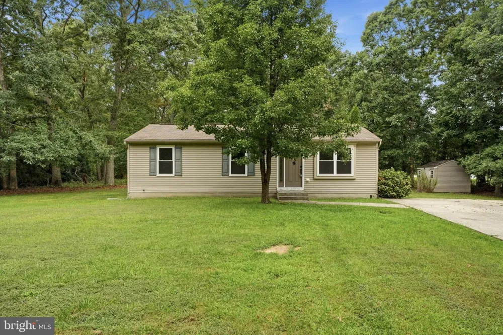 105 MCCURDY AVENUE Franklinville, NJ 08322