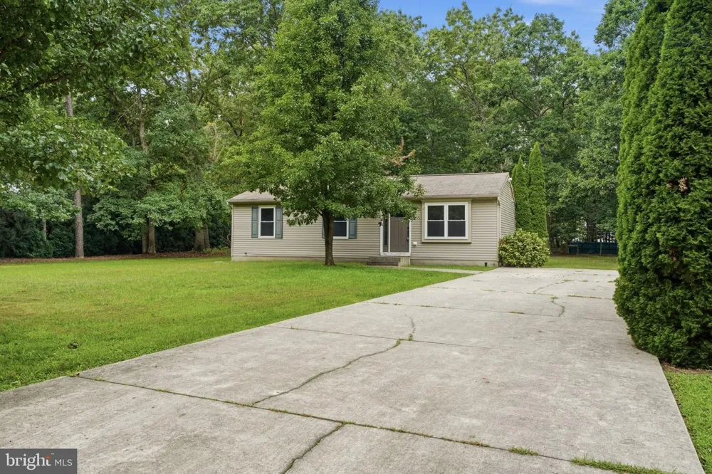 105 MCCURDY AVENUE Franklinville, NJ 08322