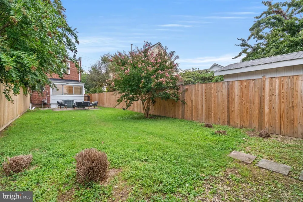 317 E CUSTIS AVENUE #A Alexandria, VA 22301