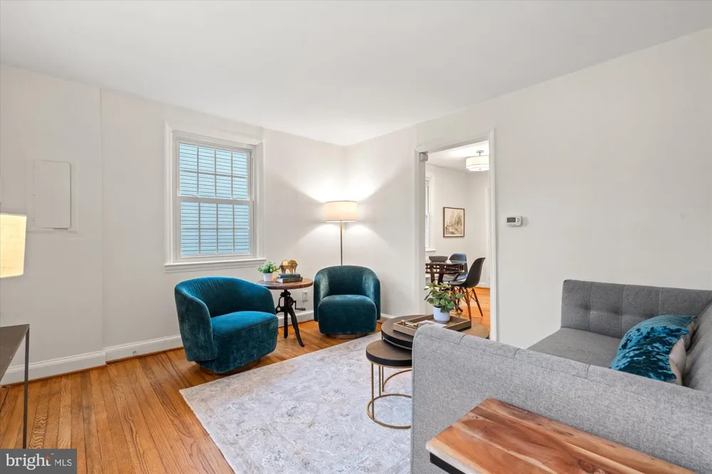317 E CUSTIS AVENUE #A Alexandria, VA 22301