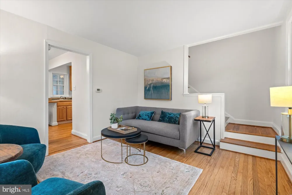 317 E CUSTIS AVENUE #A Alexandria, VA 22301