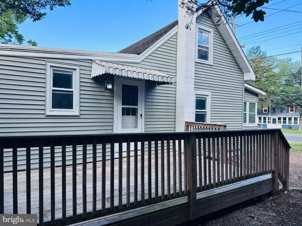 623 ROUTE 9 West Creek, NJ 08092