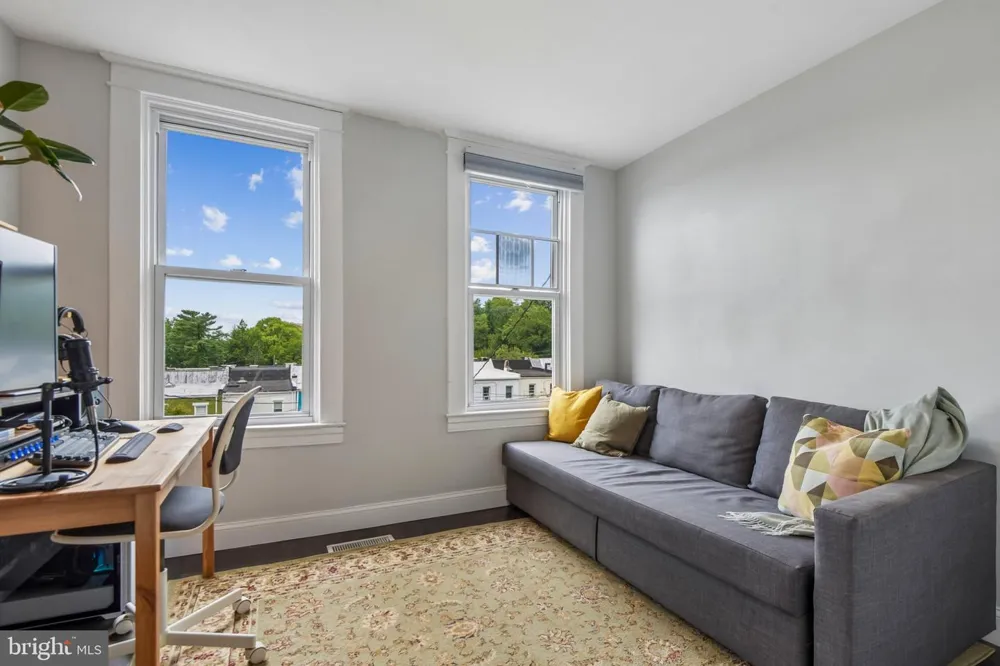 1138 ROLAND HEIGHTS Baltimore, MD 21211