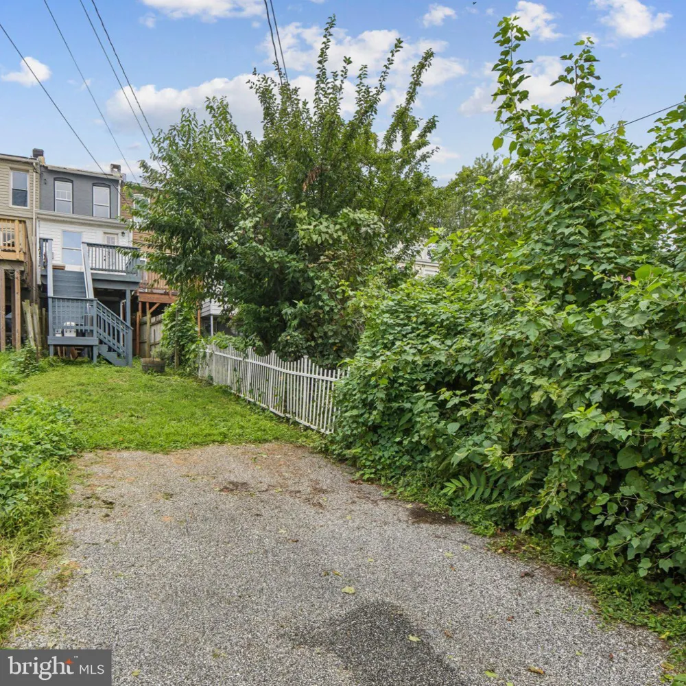 1138 ROLAND HEIGHTS Baltimore, MD 21211