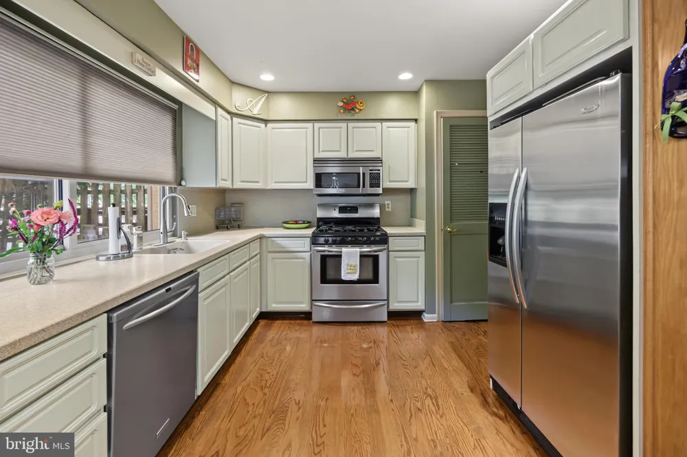 23 GOSHAWK COURT Voorhees, NJ 08043