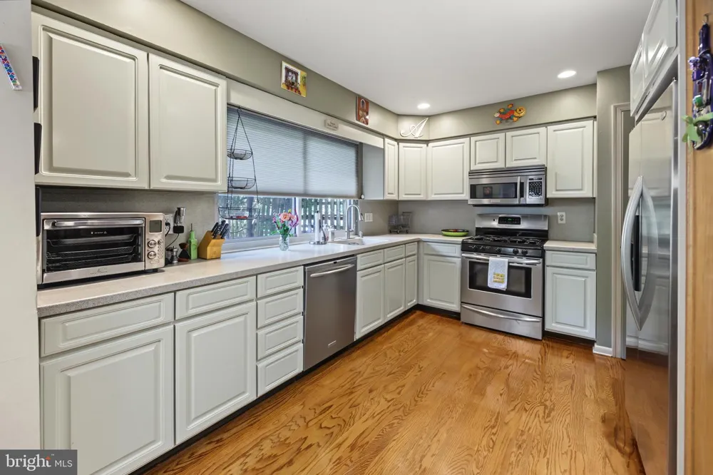 23 GOSHAWK COURT Voorhees, NJ 08043
