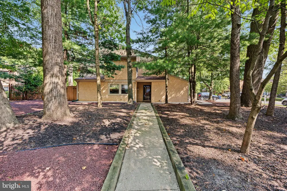 23 GOSHAWK COURT Voorhees, NJ 08043