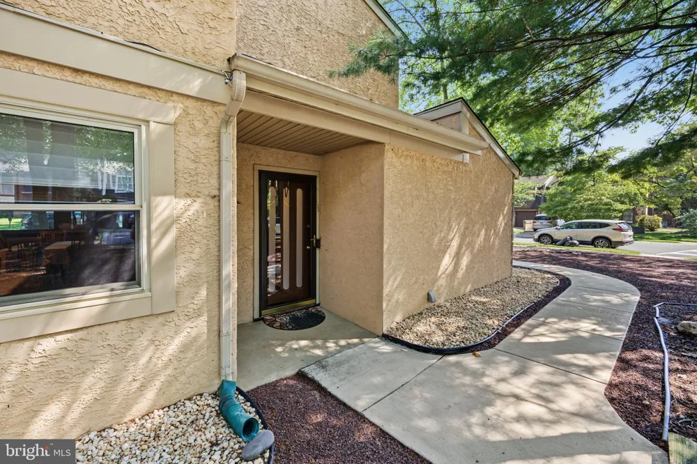 23 GOSHAWK COURT Voorhees, NJ 08043