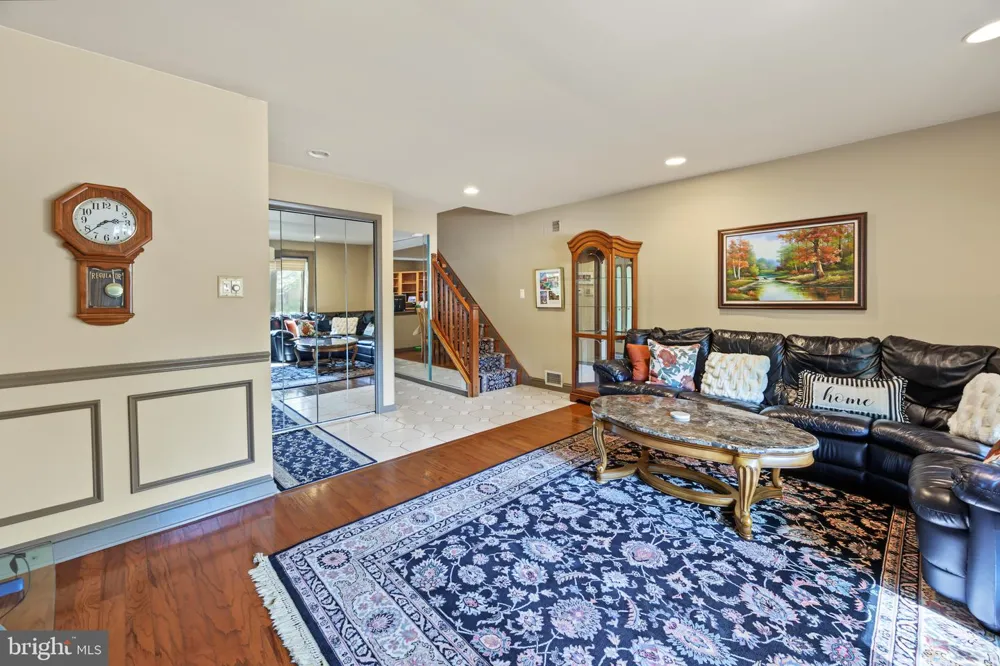 23 GOSHAWK COURT Voorhees, NJ 08043