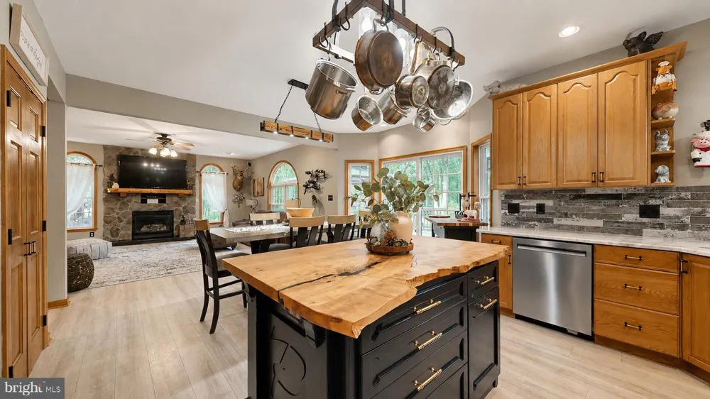 3252 READING AVENUE Hammonton, NJ 08037