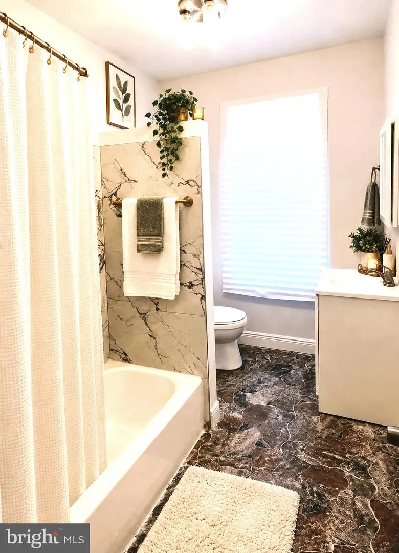 5113 MARVINE STREET Philadelphia, PA 19141