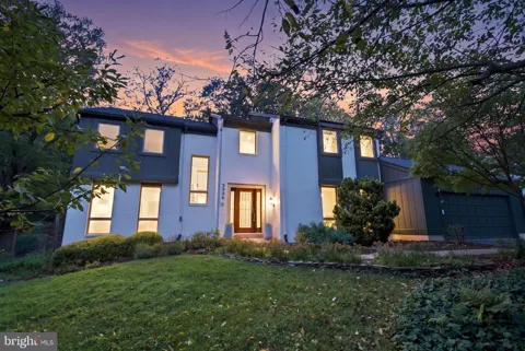 2526 SPANISH MOSS COURT